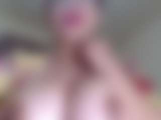 Milfcamila's Live Sex Cam Show