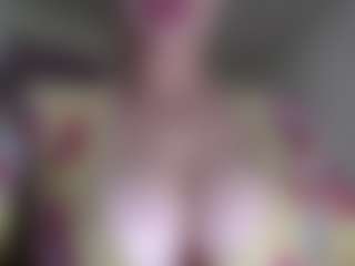 Live cam show with Milfcamila - Thick on crypto-cams
