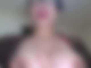 Milfcamila's Live Sex Cam Show