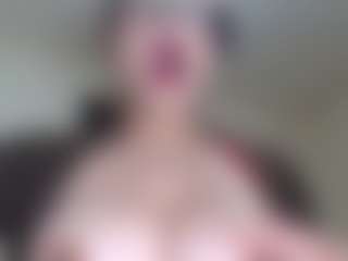 Milfcamila's Live Sex Cam Show