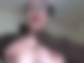 Milfcamila's Live Sex Cam Show