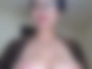 Milfcamila's Live Sex Cam Show