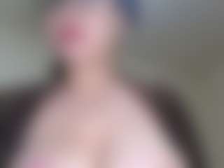 Milfcamila's Live Sex Cam Show
