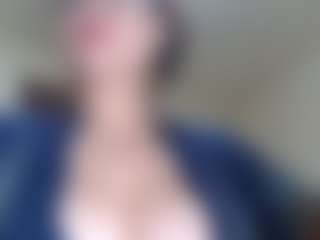 Milfcamila's Live Sex Cam Show