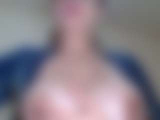 Milfcamila's Live Sex Cam Show