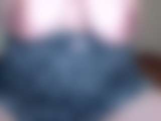 Milfcamila's Live Sex Cam Show