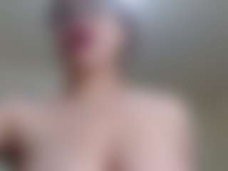 Milfcamila's Live Sex Cam Show