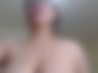 Milfcamila's Live Sex Cam Show