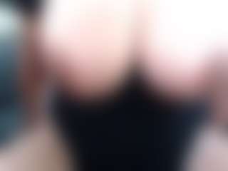 Milfcamila's Live Sex Cam Show