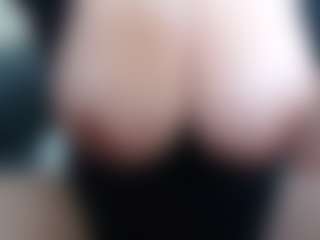 Milfcamila's Live Sex Cam Show