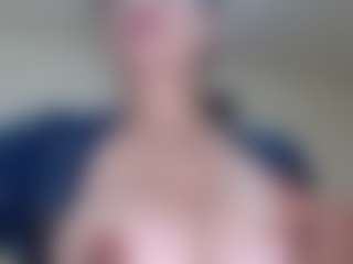 Milfcamila's Live Sex Cam Show