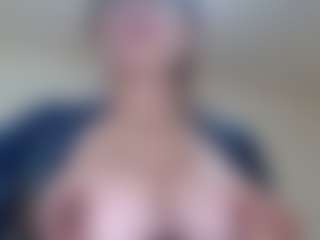 Milfcamila's Live Sex Cam Show