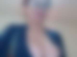 Milfcamila's Live Sex Cam Show