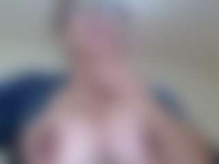 Milfcamila's Live Sex Cam Show