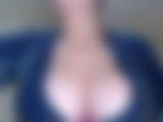 Milfcamila's Live Sex Cam Show