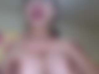 Milfcamila's Live Sex Cam Show