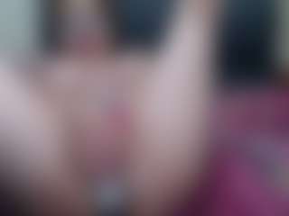 Milfcamila's Live Sex Cam Show