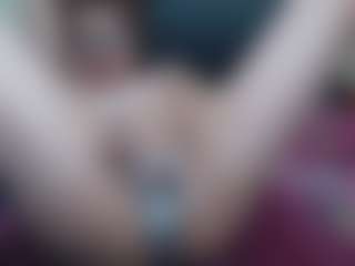 Milfcamila's Live Sex Cam Show