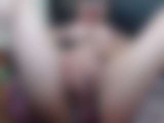 Milfcamila's Live Sex Cam Show