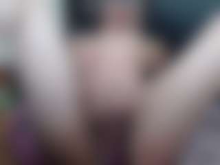 Milfcamila's Live Sex Cam Show