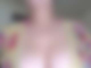 Milfcamila's Live Sex Cam Show