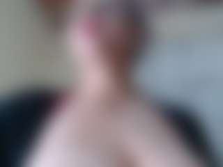 Milfcamila's Live Sex Cam Show