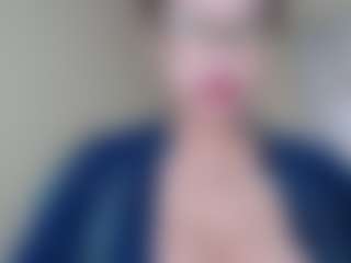 Milfcamila's Live Sex Cam Show