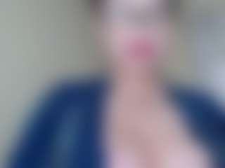 Milfcamila's Live Sex Cam Show