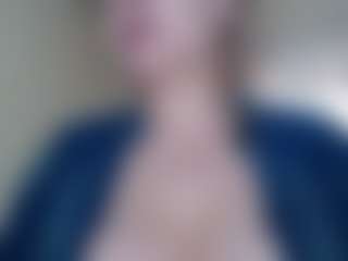 Milfcamila's Live Sex Cam Show