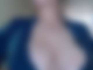 Live cam show with Milfcamila - Mature on madthumbs