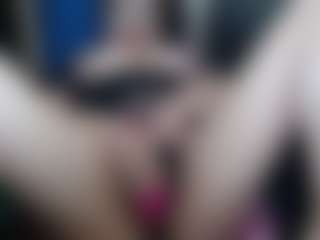 Milfcamila's Live Sex Cam Show