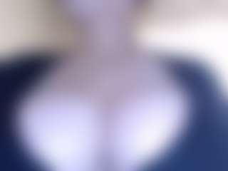 Live cam show with Milfcamila - Strip Mature on xxxlivecams.org