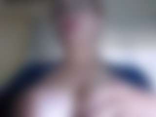 Milfcamila's Live Sex Cam Show