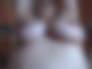 Live cam show with Milfcamila - White Mature on CamwithHer | colombia