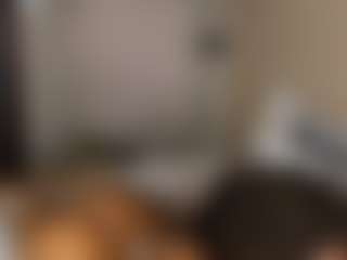 Live cam show with Nayahh - Public on Streamer API