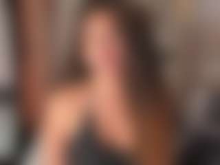 Live cam show with Nayahh - Shaved on PervPlay.com