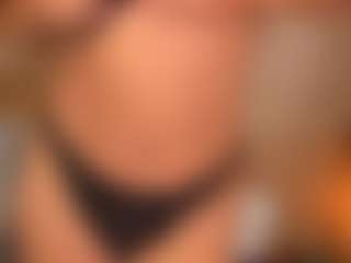 Live cam show with Nayahh - Ebony on friskycurves.com | colombia