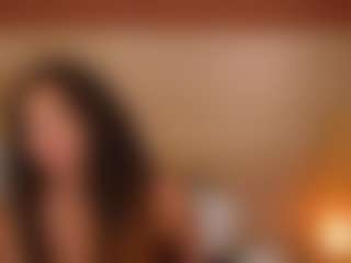 Live cam show with Nayahh - Shaved on CamClone