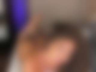 Live cam show with Nayahh - Shaved on Streamer API