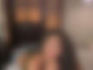Live cam show with Nayahh - Athletic Ebony on sexylive.show