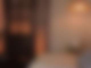 Live cam show with Nayahh - Public Ebony on intimatelivegirls.com