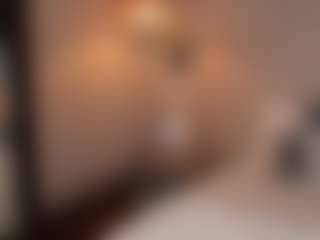 Live cam show with Nayahh - Ebony on Camsoda | colombia