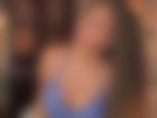Live cam show with Nayahh - Public Black on intimatelivegirls.com