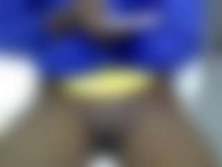 Live cam show with queentalia - Small Ass on intimatelivegirls.com