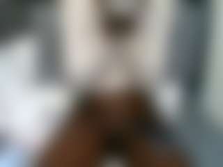 Live cam show with queentalia - Black Petite on CSO-WL
