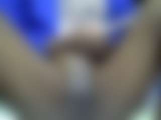 Live cam show with queentalia - Small Tits on CamClone