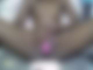 Live cam show with queentalia - Ebony Small Tits on Fit Hotties