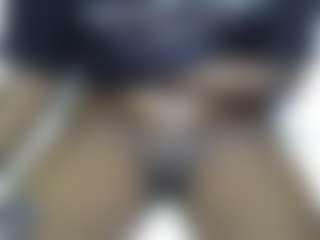 Live cam show with queentalia - Petite on madthumbs