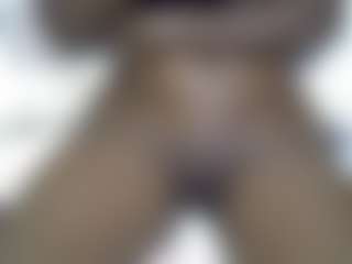 Live cam show with queentalia - Ebony Squirt on Camsoda
