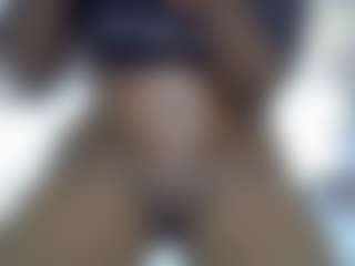 Live cam show with queentalia - Black Cum on Hubzter Live